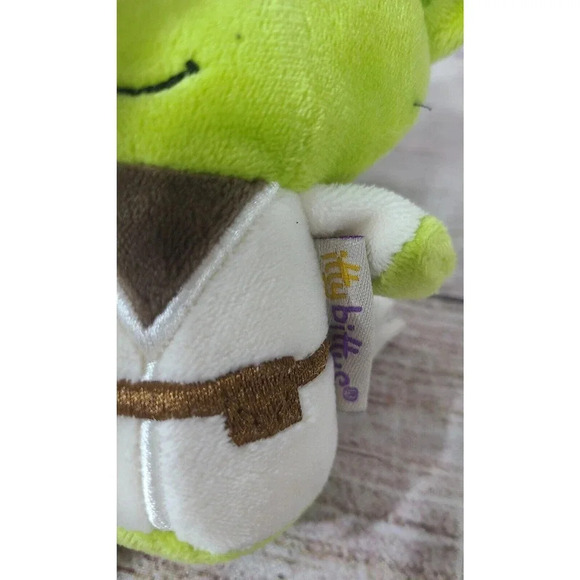 Hallmark Itty Bittys Star Wars Plush Yoda Stuffed Toy Figure Green 4" - Picture 4 of 5